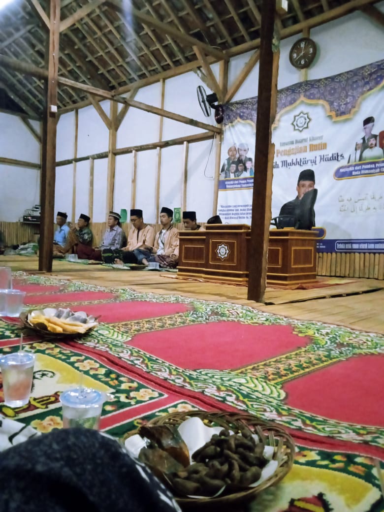 Malam Minggu Berkah Ngaji Bareng Muktarul Hadist