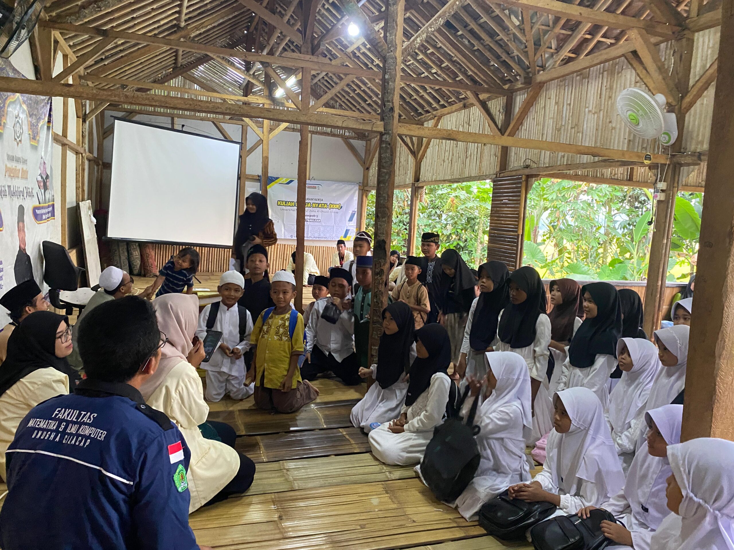 Sosialisasi IPNU, IPPNU dan Sosialisasi TEKNOLOGI bersama Madin DAAR EL KHAER